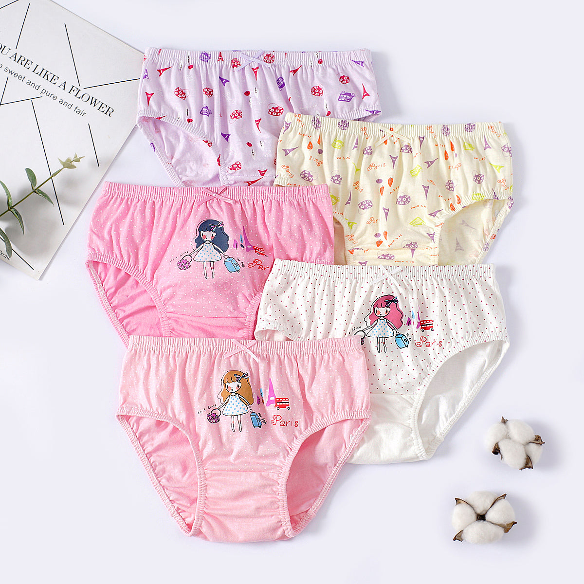 5PCS/BOX Pack Cute Travelling Girl Panties Mix Colors Lovely Girl Underwear